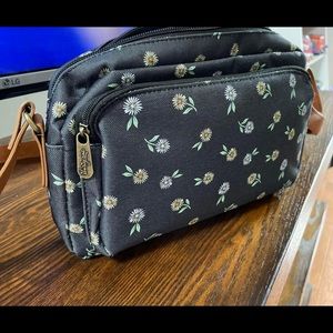 All Zipped Up Crossbody Purse-Ditzy Daisy